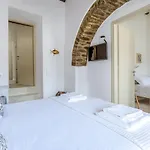 Hotel Ursa Major *