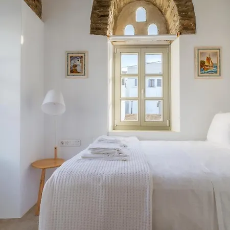 Ursa Major Hotel Tínos