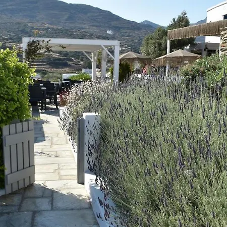 Ursa Major Hotel *