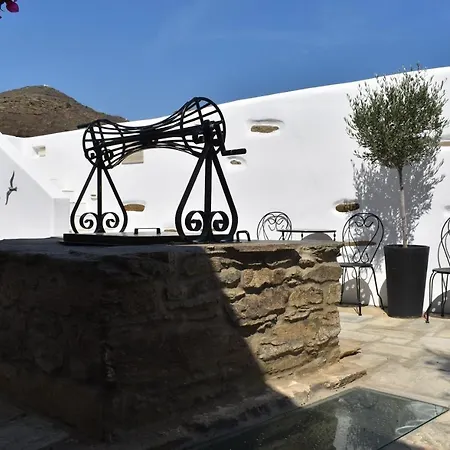 Ursa Major Hotel Tinos
