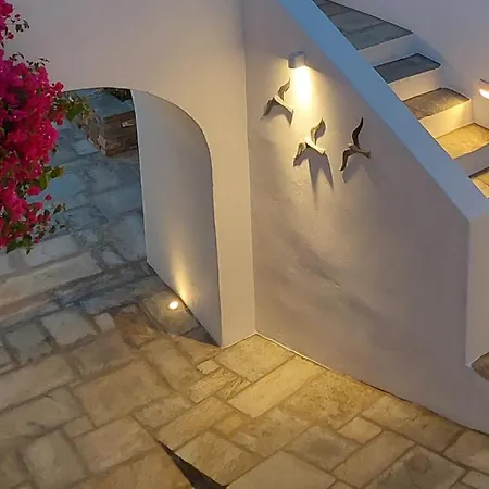 Ursa Major Hotel
