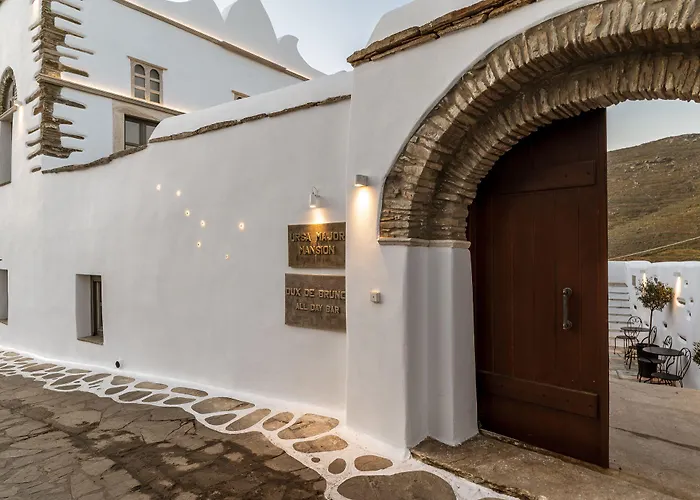 Hotell Ursa Major Tínos